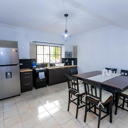 מלון Santa Tecla Friendly House מראה חיצוני תמונה