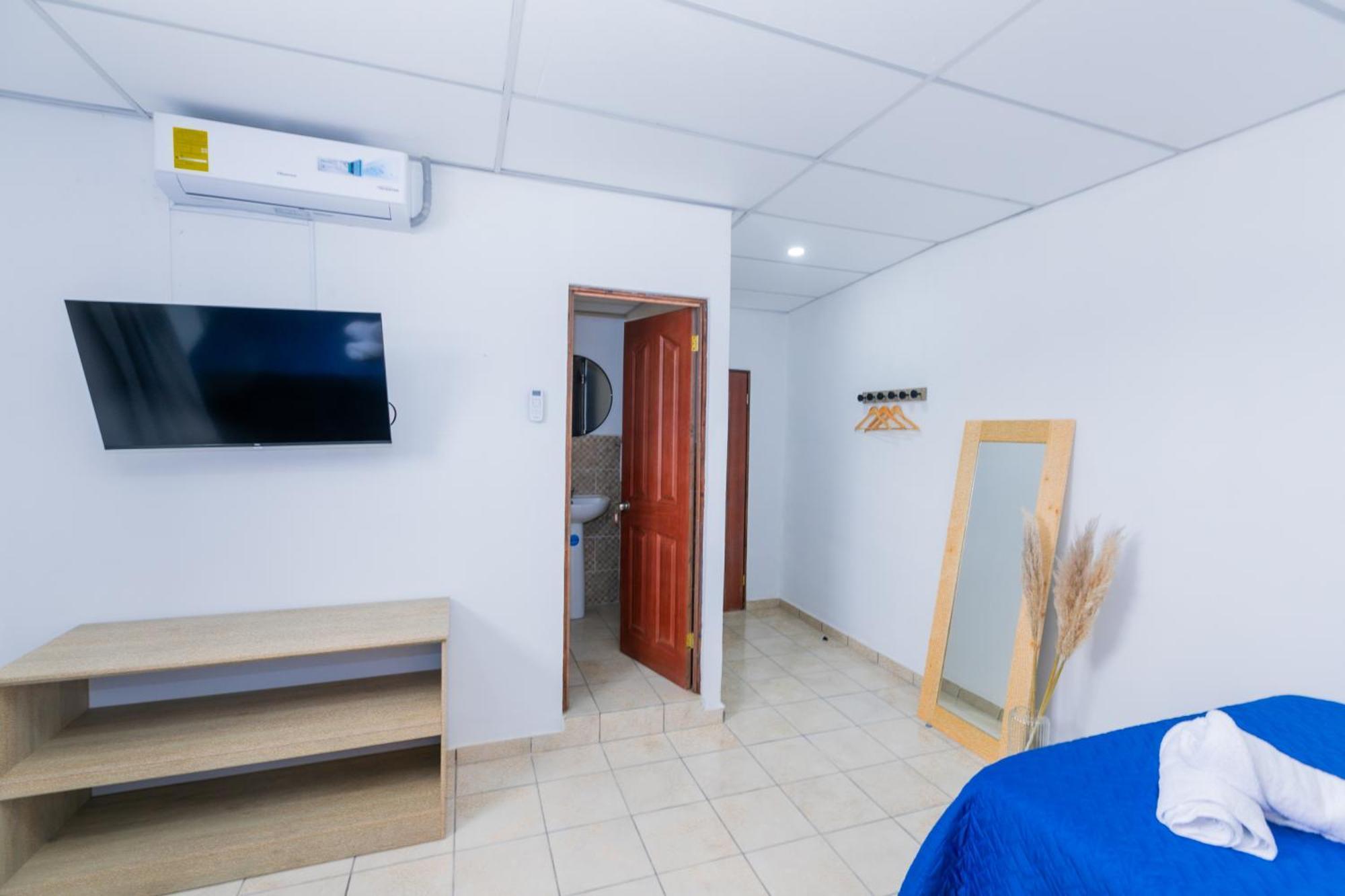 מלון Santa Tecla Friendly House מראה חיצוני תמונה