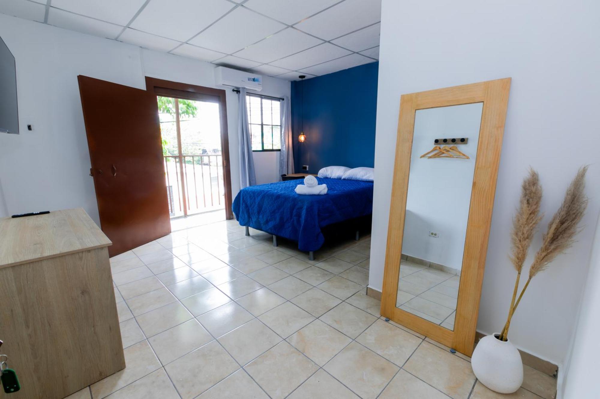 מלון Santa Tecla Friendly House מראה חיצוני תמונה